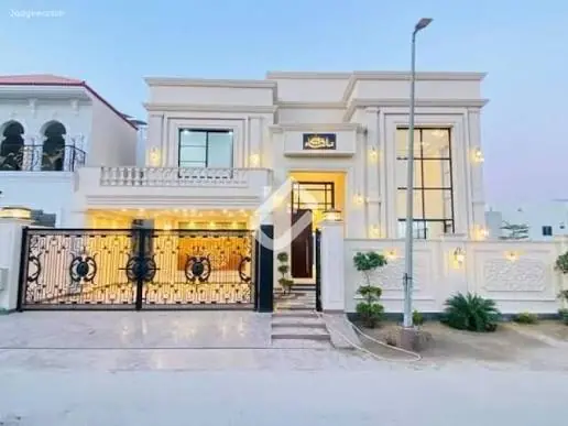 Luxury Corner House, 10 Marla, for sale in Multan